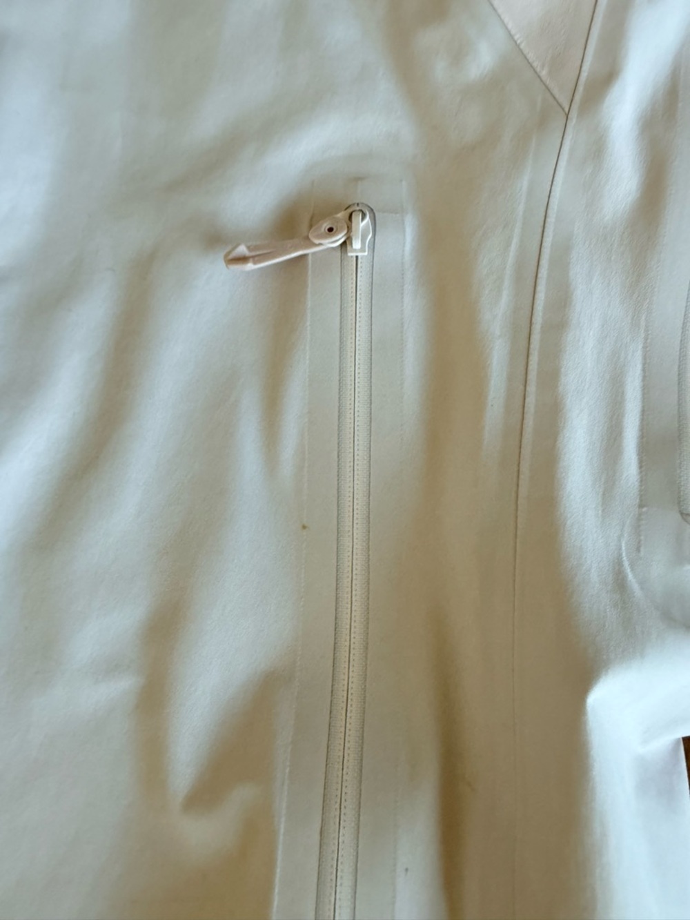 Arc'teryx Women’s BETA AR JACKET pro-level protective hardshell Size M - Picture 15 of 17